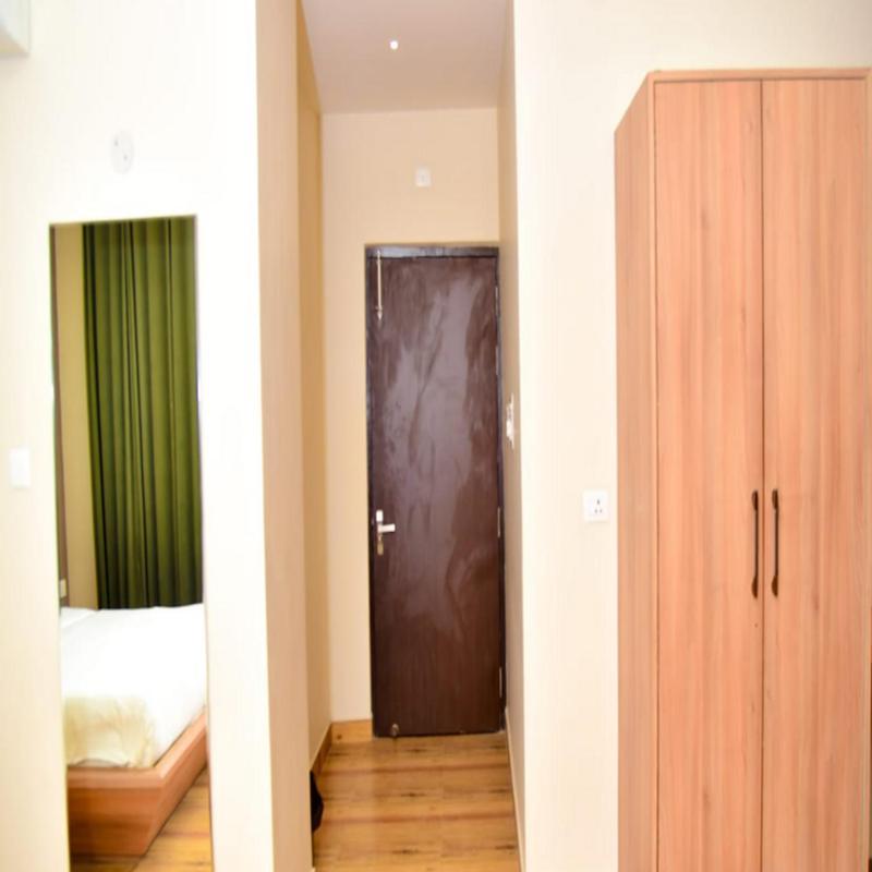 Hotel Olive Crown Lucknow Zewnętrze zdjęcie